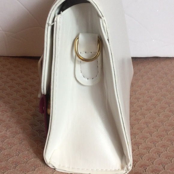 Sanrio mini hello kitty shoulder purse - Picture 3 of 3